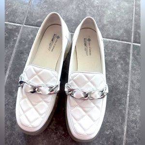 ❗️💲2️⃣0️⃣❗️Call it spring loafers